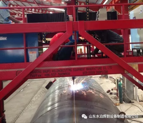 SHUIPO縱縫焊接專機(jī) SHUIPO縱縫焊接專機(jī)